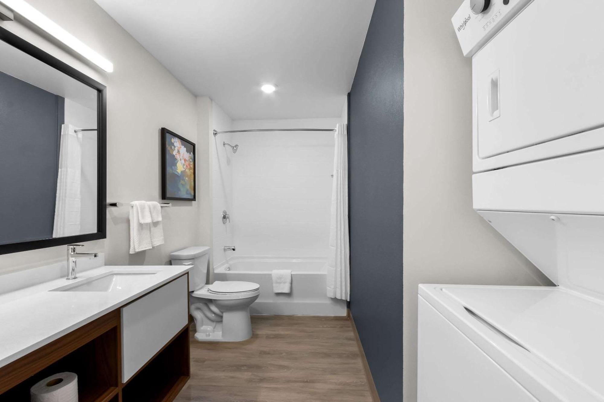 Everhome Suites Glendale Sports Entertainment District Exteriör bild